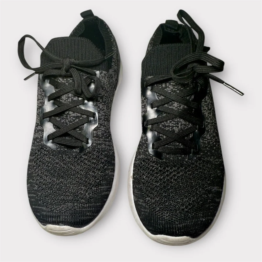 Levi's Shoes kids Size 13 Apex KT Athletic Inspired Knit Fashion Sneaker